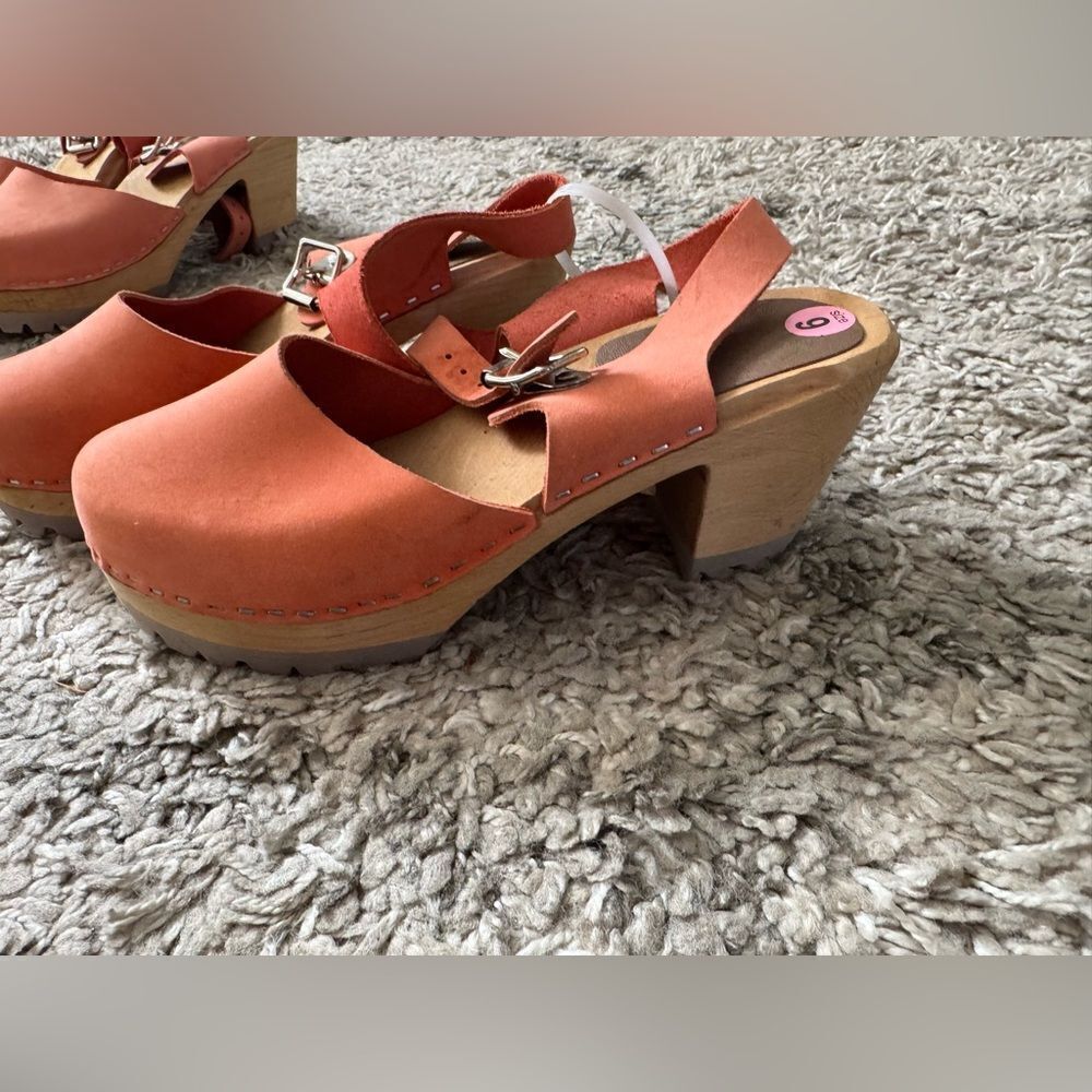 Mia Abba Swedish 70's style wooden clog heels - Picture 3 of 9